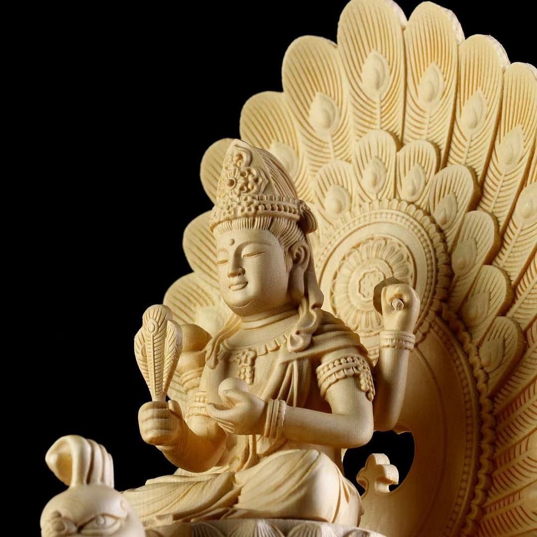 孔雀大明王 仏師彫り 供養品 祈る厄除 仏教工芸品 細工精彫 木彫仏像 